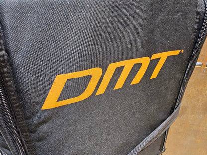 Taschen & Rucksäcke von Dmt, DMT 100 L TRANSPORTKOFFER / TROLLEY vor USEDBIKES - OB.DE Hintergrund