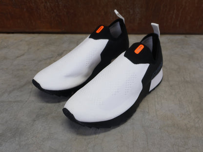 Freizeit - Herrenschuh von Dmt, DMT PODIO SCHUH / WEIß / SCHWARZ / UNISEX vor USEDBIKES - OB.DE Hintergrund