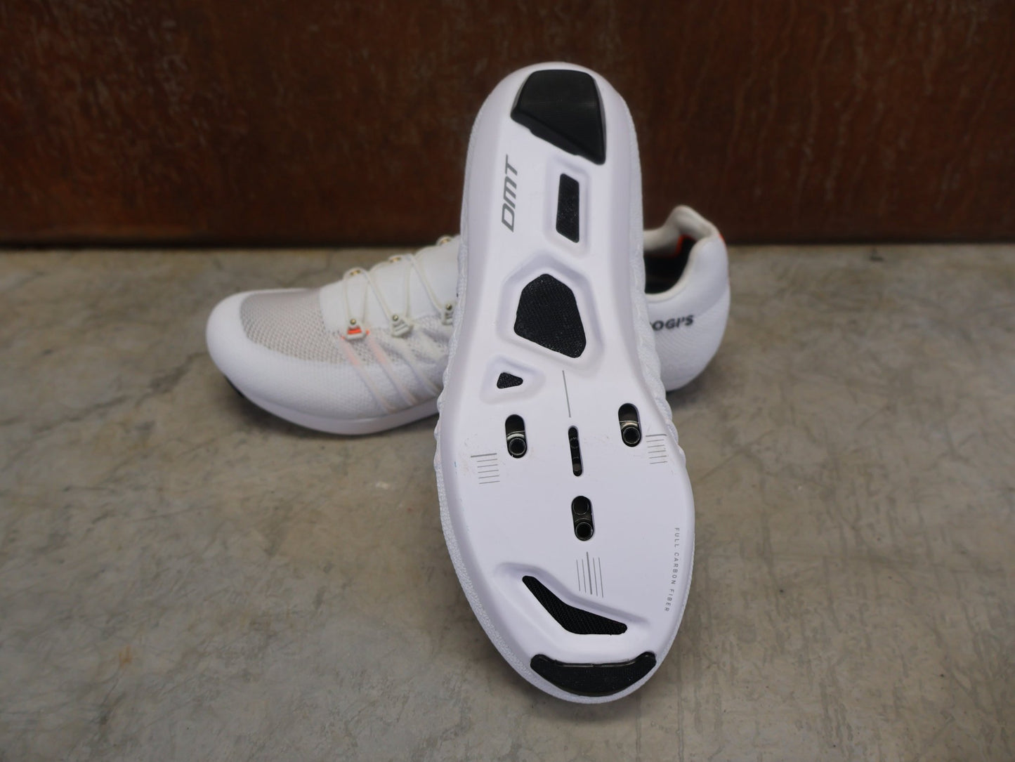 RR - Herrenschuhe von Dmt, DMT POGIS 25 RENNRADSCHUH / WEIß / UNISEX / 37.5 vor USEDBIKES - OB.DE Hintergrund