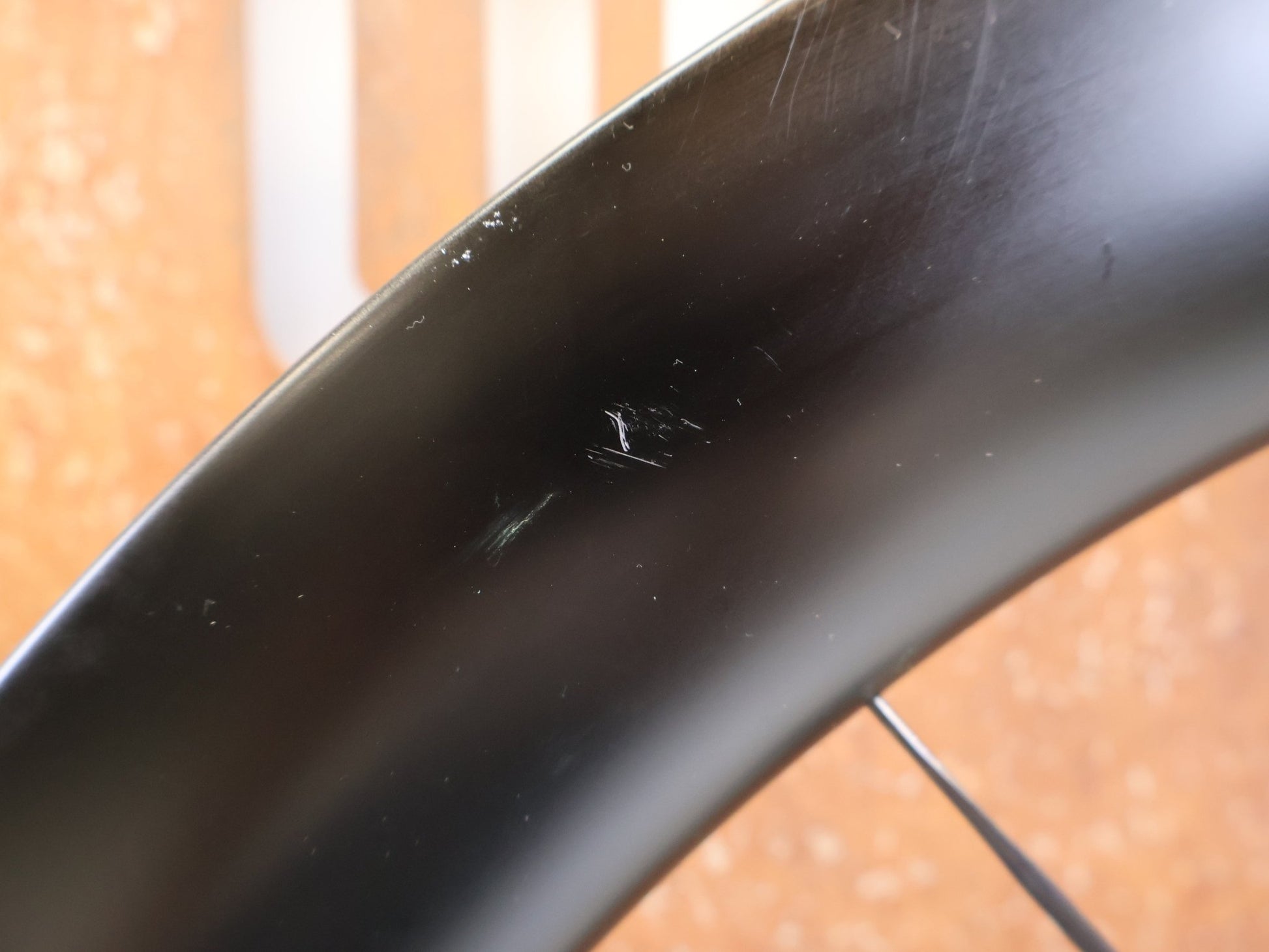 Laufrad/Laufradsatz von Dt Swiss, DT SWISS ARC 1100 DICUT CARBON 62 DISC LAUFRADSATZ XDR vor USEDBIKES-OB.DE Hintergrund