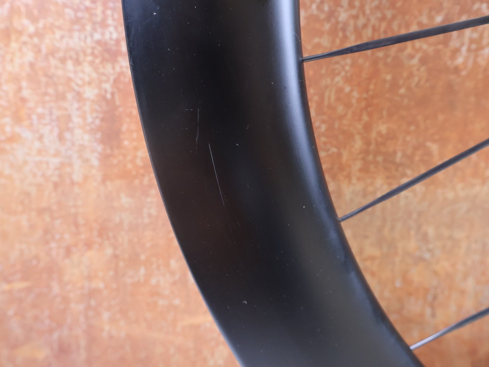Laufrad/Laufradsatz von Dt Swiss, DT SWISS ARC 1100 DICUT CARBON 62 DISC LAUFRADSATZ XDR vor USEDBIKES-OB.DE Hintergrund