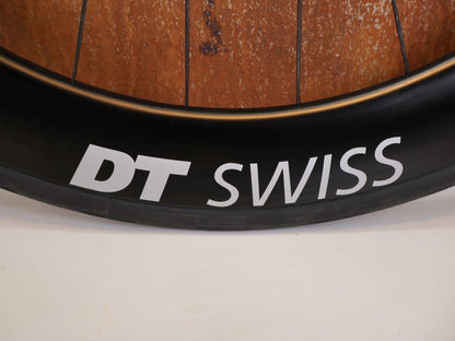 Laufrad/Laufradsatz von Dt Swiss, DT SWISS ARC 1400 DICUT® DB 62 / 80 LAUFRADSATZ – CARBON / DISC / SRAM XDR vor USEDBIKES - OB.DE Hintergrund