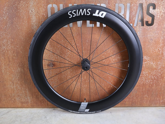 Laufrad/Laufradsatz von Dt Swiss, DT SWISS ARC 1400 DICUT® DB 65 / 80 LAUFRADSATZ – CARBON / DISC / SHIMANO ROAD vor USEDBIKES - OB.DE Hintergrund