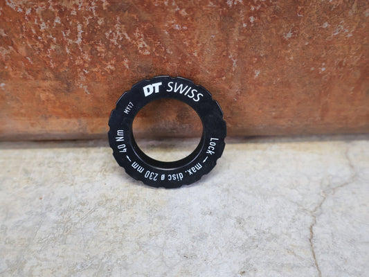 Zubehör von Dt Swiss, DT SWISS CENTER LOCK ADAPTER DISC MAX. 230MM vor USEDBIKES - OB.DE Hintergrund