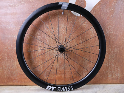 Laufrad/Laufradsatz von Dt Swiss, DT SWISS ERC 1600 DB 45 LAUFRADSATZ – CARBON / DISC / SRAM XDR vor USEDBIKES - OB.DE Hintergrund