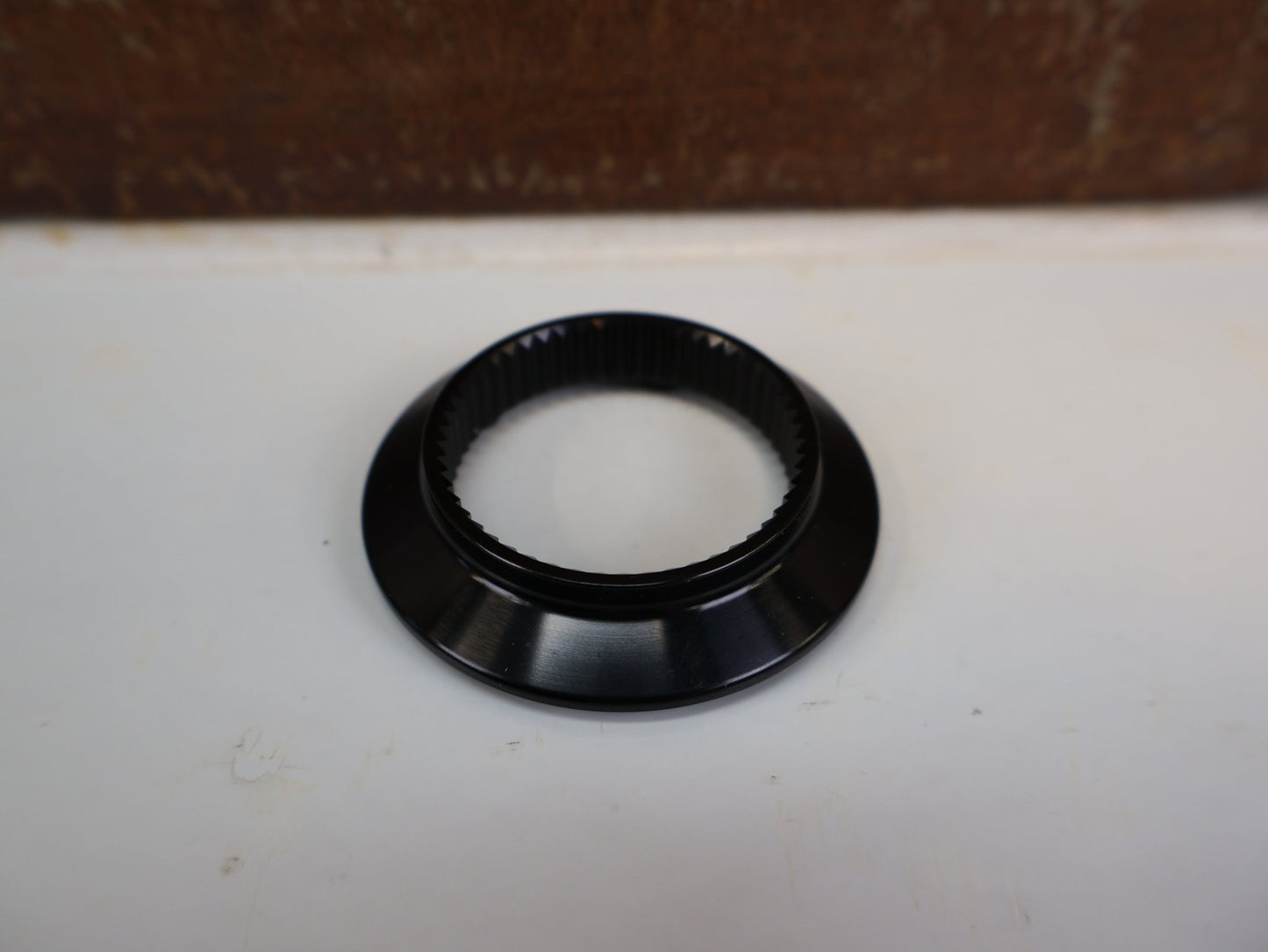 Zubehör von Dt Swiss, DT SWISS MTB ADAPTER / CENTERLOCK AUF 6-LOCH / BIS 230 MM vor USEDBIKES-OB.DE Hintergrund