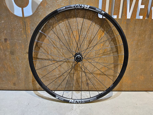 Laufrad/Laufradsatz von Dt Swiss, DT SWISS R470 SHIMANO TC500 LAUFRADSATZ DISC in variant_title vor USEDBIKES - OB.DE Hintergrund