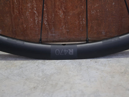 Laufrad/Laufradsatz von Dt Swiss, DT SWISS R470 SPECIALIZED LAUFRADSATZ DISC vor USEDBIKES - OB.DE Hintergrund