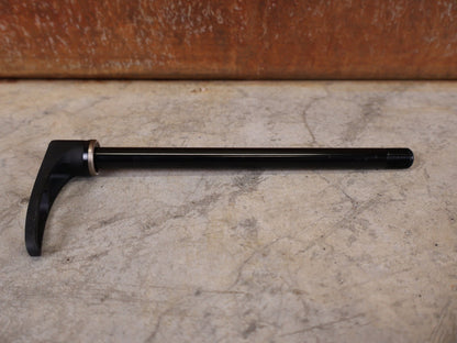 Zubehör von Dt Swiss, DT SWISS – RWS MTB STECKACHSE 12 × 148 MM BOOST vor USEDBIKES - OB.DE Hintergrund