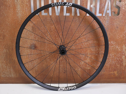 Laufrad/Laufradsatz von Dt Swiss, DT SWISS XM 1700 SPLINE 30 29 BOOST LAUFRADSATZ XD vor USEDBIKES-OB.DE Hintergrund