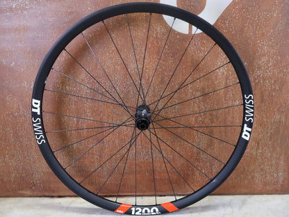 Laufrad/Laufradsatz von Dt Swiss, DT SWISS XRC 1200 SPLINE® TEAM EDITION 25MM LAUFRADSATZ 29 ZOLL vor USEDBIKES - OB.DE Hintergrund