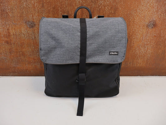 Taschen & Rucksäcke von Electra, ELECTRA HEATHER CHARCOAL MIK / GEPÄCKTRÄGER PACKTASCHE / SCHWARZ / 5290662 vor USEDBIKES-OB.DE Hintergrund