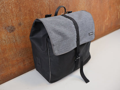 Taschen & Rucksäcke von Electra, ELECTRA HEATHER CHARCOAL MIK / GEPÄCKTRÄGER PACKTASCHE / SCHWARZ / 5290662 vor USEDBIKES-OB.DE Hintergrund