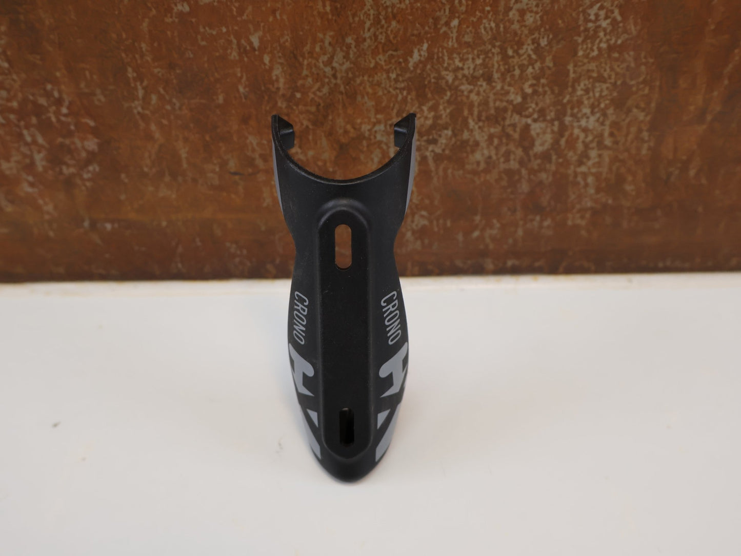 Trinkflaschen und Halter von Elite, ELITE CRONO CX TRINKFLASCHENHALTER – FIBERGLASS CAGE – AERO – TRIATHLON / ZEITFAHREN vor USEDBIKES - OB.DE Hintergrund