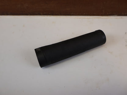 Griffe und Lenkerbänder von Ergotec, ERGOTEC EG PERFORMANCE LENKERGRIFFE SCHWARZ 133 92 MM vor USEDBIKES-OB.DE Hintergrund