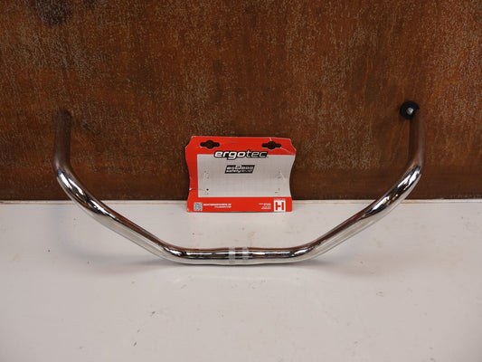 Lenker von Ergotec, ERGOTEC EWG LENKER 25,4MM 550MM STAHL VERCHROMT LEVEL 3 vor USEDBIKES-OB.DE Hintergrund