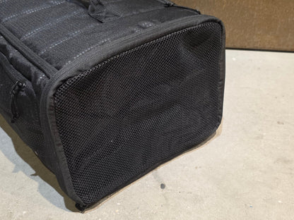 Taschen & Rucksäcke von Evoc, EVOC RAIN BAG vor USEDBIKES - OB.DE Hintergrund