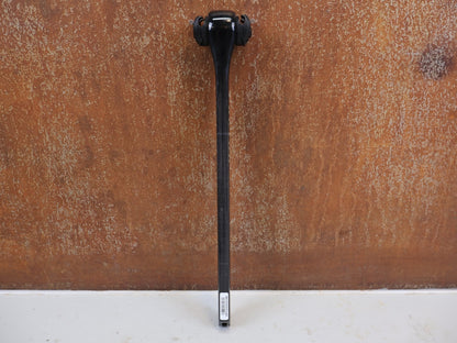 Sattelstütze von Factor, Factor OSTRO VAM V2 Carbon Sattelstütze 0mm Offset 209g 7x9mm vor USEDBIKES-OB.DE Hintergrund