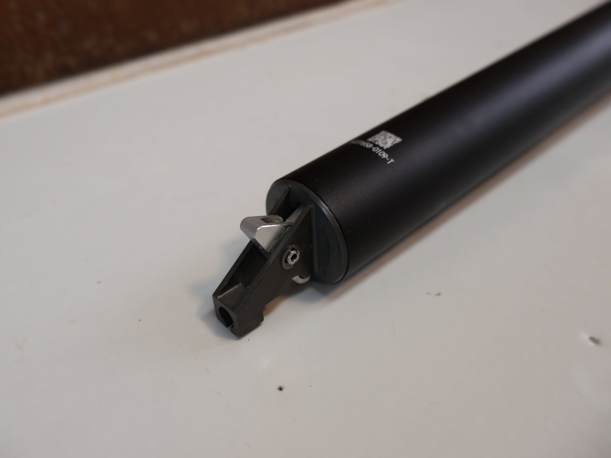 Sattelstütze von Fox, FOX RACING SHOX TRANSFER PERFORMANCE ELITE / VARIO SATTELSTÜTZE / 31.6MM / 175MM vor USEDBIKES-OB.DE Hintergrund