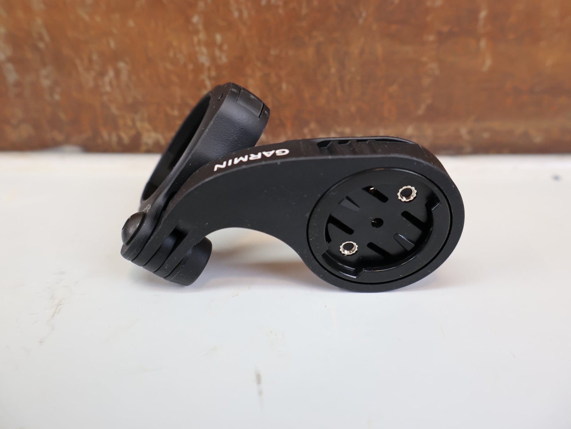 GPS-Geräte & Sensoren von Garmin, GARMIN EDGE® 130 PLUS MTB BUNDLE – KOMPAKTER GPS-FAHRRADCOMPUTER vor USEDBIKES-OB.DE Hintergrund