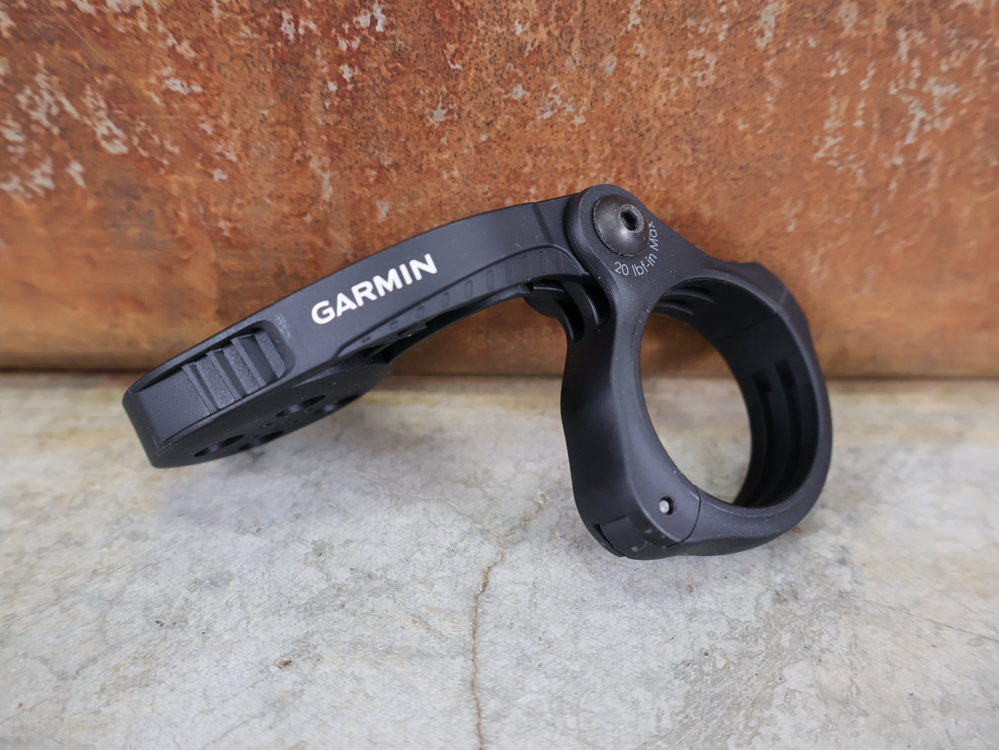 GPS - Geräte & Sensoren von Garmin, GARMIN EDGE® 130 PLUS MTB BUNDLE – KOMPAKTER GPS - FAHRRADCOMPUTER vor USEDBIKES - OB.DE Hintergrund