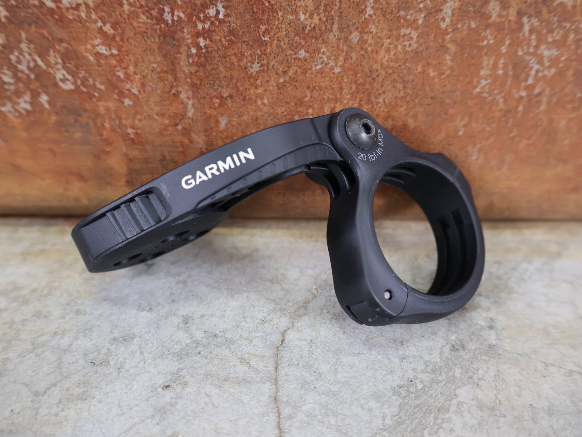 GPS - Geräte & Sensoren von Garmin, GARMIN EDGE® 130 PLUS MTB BUNDLE – KOMPAKTER GPS - FAHRRADCOMPUTER vor USEDBIKES - OB.DE Hintergrund