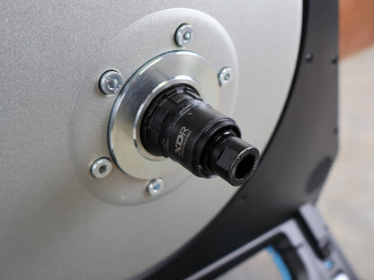 Rollentrainer & Zubehör von Garmin, GARMIN TACX NEO 2T SMART TRAINER T2875 / SRAM XD - R & SHIMANO HG vor USEDBIKES - OB.DE Hintergrund