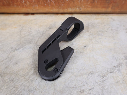 GPS - Geräte & Sensoren von Hammerhead, HAMMERHEAD KAROO 2 GPS FAHRRADCOMPUTER vor USEDBIKES - OB.DE Hintergrund