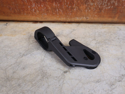 GPS - Geräte & Sensoren von Hammerhead, HAMMERHEAD KAROO 2 GPS FAHRRADCOMPUTER vor USEDBIKES - OB.DE Hintergrund