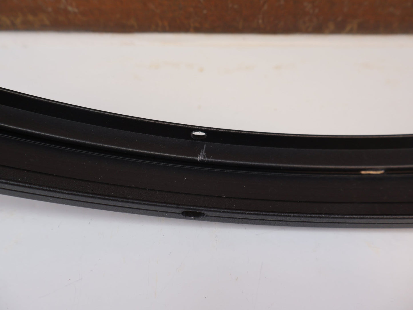 Schutzbleche & Gepäckträger von hebie, HEBIE ALUMEE SCHUTZBLECHSET / 28 ZOLL / 62MM BREITE / ALUMINIUM / INTEGRIERTE GEPÄCKSTREBEN vor USEDBIKES - OB.DE Hintergrund