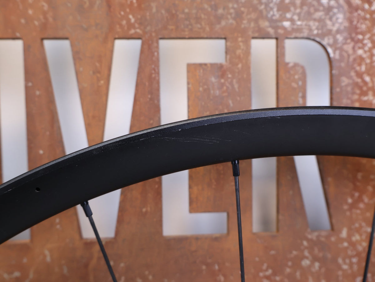Laufrad/Laufradsatz von Hed, HED Emporia GA Pro Gravel Laufradsatz 700c 25mm N3W 1703g vor USEDBIKES-OB.DE Hintergrund