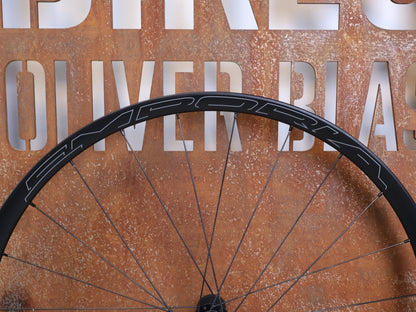 Laufrad/Laufradsatz von Hed, HED Emporia GA Pro Gravel Laufradsatz 700c 25mm N3W 1703g vor USEDBIKES-OB.DE Hintergrund