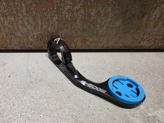 Computerhalterung von K - Edge, K - EDGE MAX XL COMPUTERMOUNT 31,8MM / WAHOO vor USEDBIKES - OB.DE Hintergrund