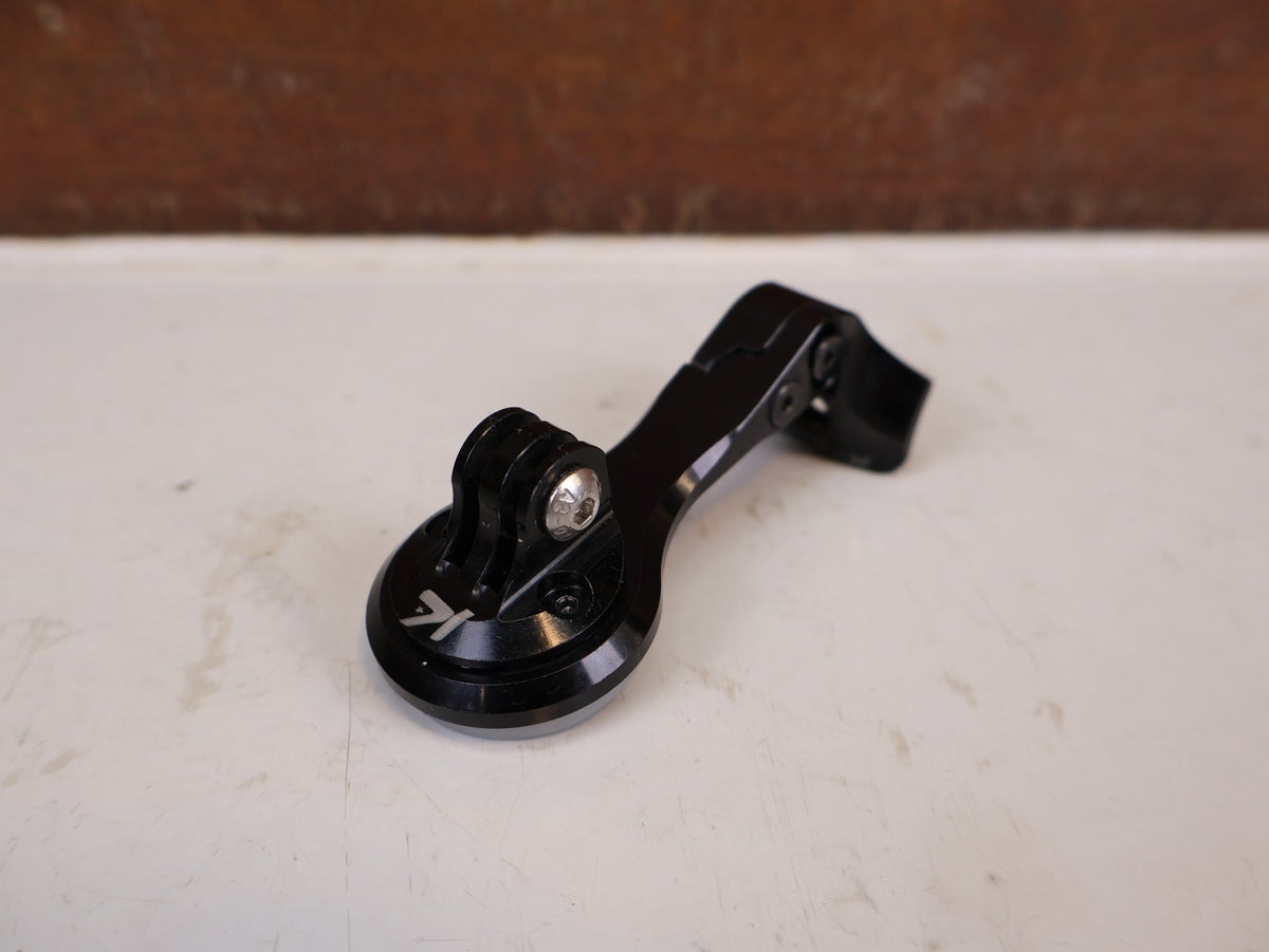 Computerhalterung von K-Edge, K-Edge Trek Madone Emonda Halterung Wahoo GoPro Mount 60g vor USEDBIKES-OB.DE Hintergrund