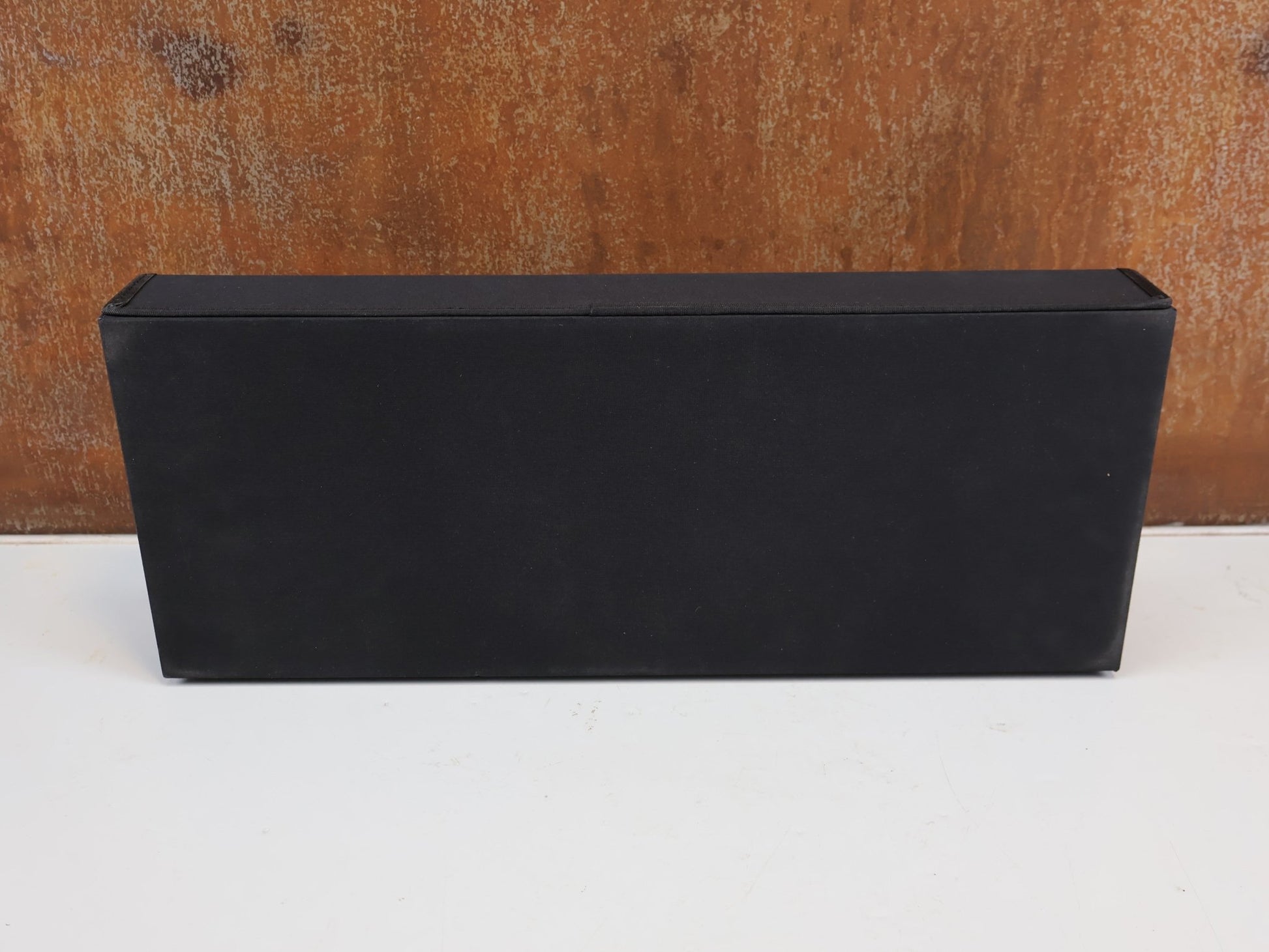 Brillen Zubehör & Ersatzteile von Koo, KOO BRILLENBOX PRÄSENTATIONSETUI 53.5X21.5CM / STORAGE BOX 9 FÄCHER vor USEDBIKES-OB.DE Hintergrund