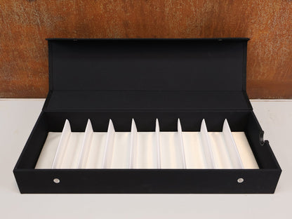 Brillen Zubehör & Ersatzteile von Koo, KOO BRILLENBOX PRÄSENTATIONSETUI 53.5X21.5CM / STORAGE BOX 9 FÄCHER vor USEDBIKES-OB.DE Hintergrund