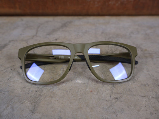 Brillen von Koo, KOO FIJI BRILLE – KHAKI GREEN MATT / DEMO - GLAS vor USEDBIKES - OB.DE Hintergrund