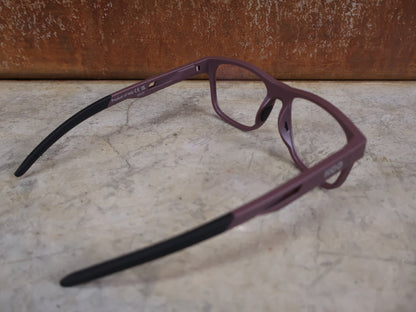 Brillen von Koo, KOO FIJI BRILLE – WINE MATT / DEMO - GLAS vor USEDBIKES - OB.DE Hintergrund