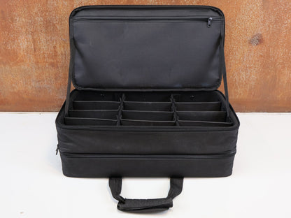 Brillen Zubehör & Ersatzteile von Koo, KOO KOFFER XL ZUBEHÖRTASCHE 54X30X18CM / TEAM KOO HARDCASE SCHWARZ vor USEDBIKES-OB.DE Hintergrund