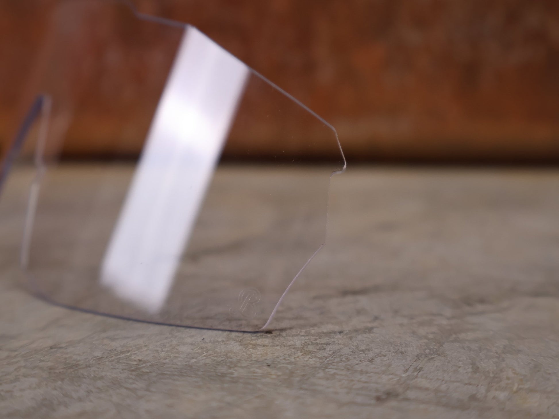 Brillen von Koo, KOO RED BULL - BORA HANSGROHE ALIBI LARGE SONNENBRILLE / TURQUOISE MIRROR vor USEDBIKES - OB.DE Hintergrund