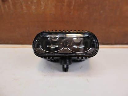 Sonstiges von Lezyne, LEZYNE POWER HIGH BEAM 500 STVZO AKKU FRONTLICHT vor USEDBIKES-OB.DE Hintergrund
