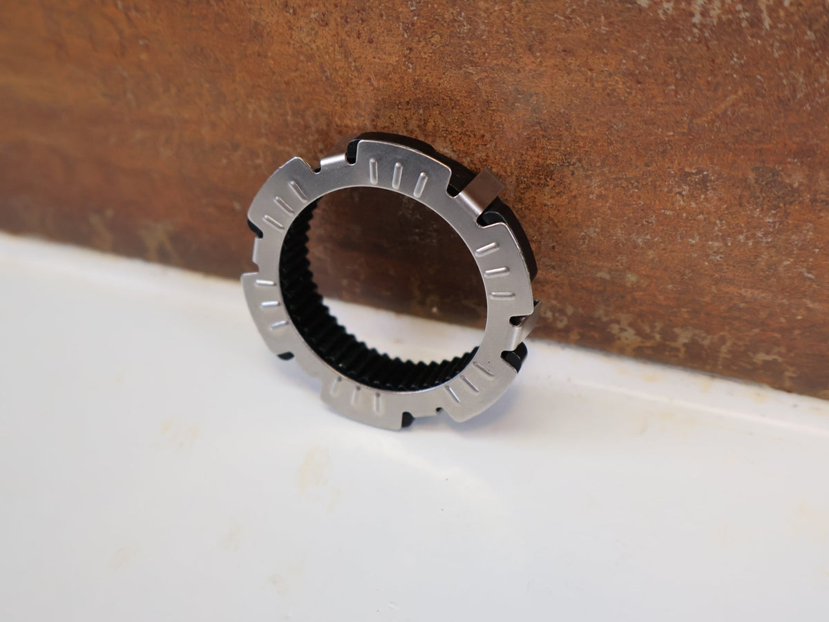 Bremsscheibe von Magura, MAGURA CENTERLOCK ADAPTER MTB 6 LOCH / OHNE CENTERLOCK-RING vor USEDBIKES-OB.DE Hintergrund