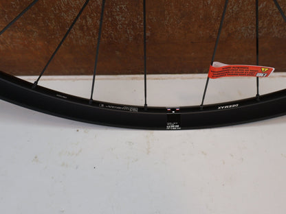 Laufrad/Laufradsatz von Mavic, MAVIC DEEMAX 29 ZOLL HR SUPER BOOST 12X157 SHIMANO HG vor USEDBIKES-OB.DE Hintergrund