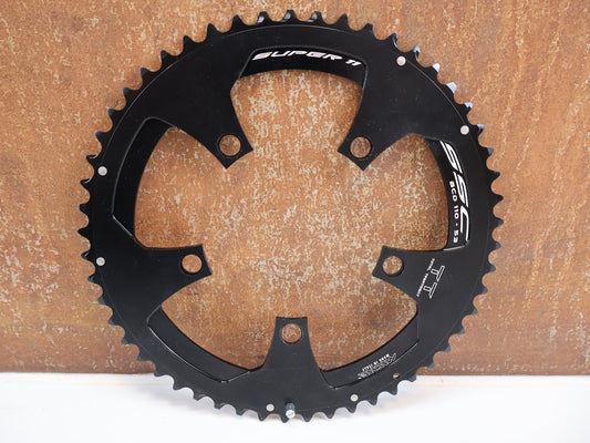 Kettenblatt von Miche, MICHE SUPER11 SSC KETTENBLATT / OUTER / 110 MM / 53 ZÄHNE / SHIMANO 11 - FACH vor USEDBIKES - OB.DE Hintergrund