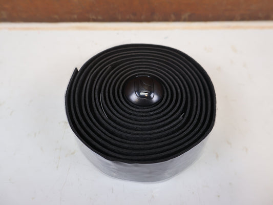 Griffe und Lenkerbänder von Most, MOST SUPERLIGHT LENKERBAND 3mm Schwarz 50g vor USEDBIKES-OB.DE Hintergrund
