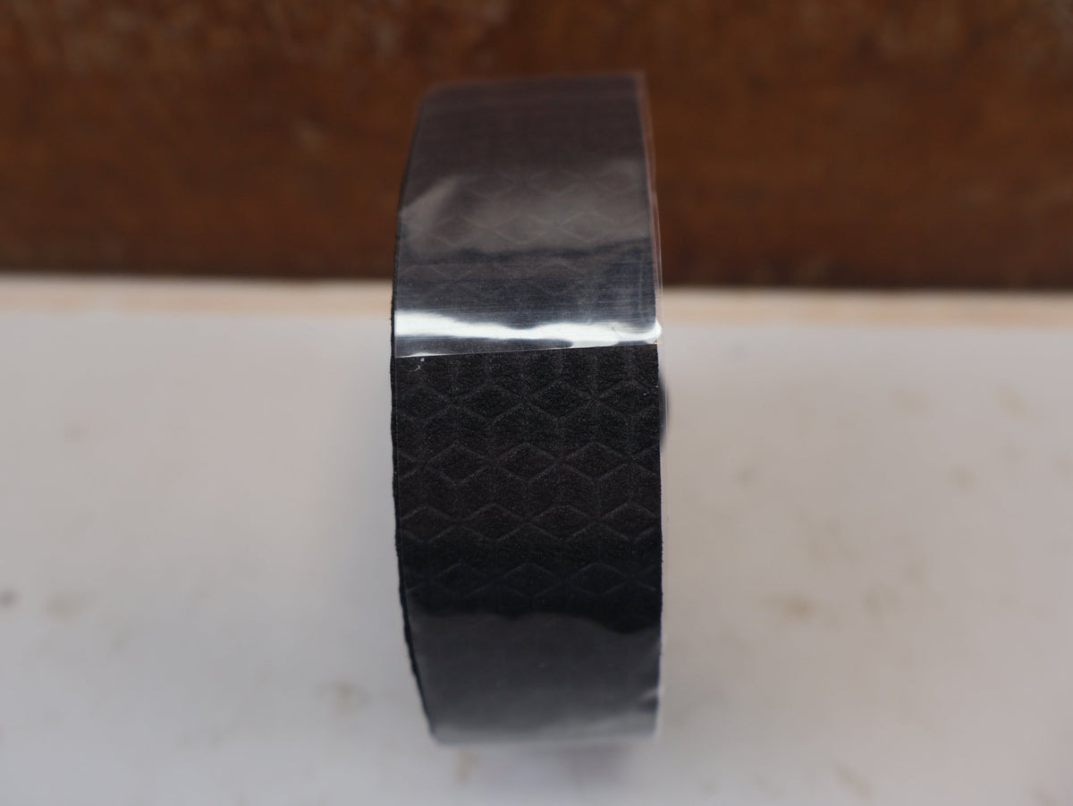 Griffe und Lenkerbänder von Most, MOST SUPERLIGHT LENKERBAND 3mm Schwarz 50g vor USEDBIKES-OB.DE Hintergrund