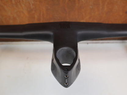 Lenker von Most, MOST TALON ULTRA LIGHT INTEGRIERTE LENKER-VORBAU-EINHEIT 420X90MM vor USEDBIKES-OB.DE Hintergrund