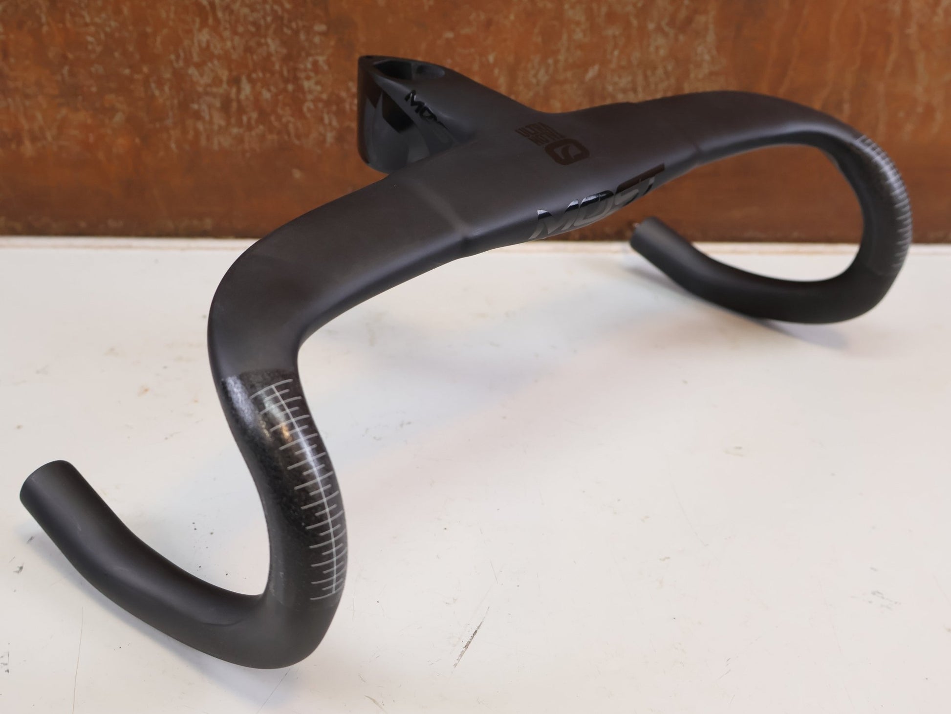 Lenker von Most, MOST TALON ULTRA LIGHT INTEGRIERTE LENKER-VORBAU-EINHEIT 420X90MM vor USEDBIKES-OB.DE Hintergrund