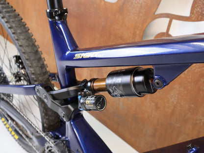 E-Mountainbike von Norco, Norco Sight VLT C1 Shimano EP8 900Wh Fox 36 160mm / XL vor USEDBIKES-OB.DE Hintergrund