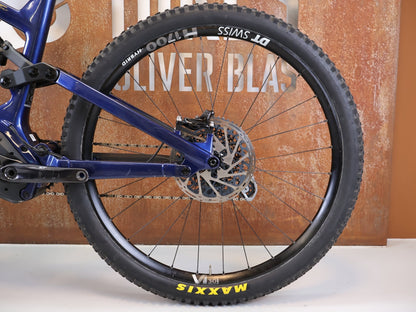 E-Mountainbike von Norco, Norco Sight VLT C1 Shimano EP8 900Wh Fox 36 160mm / XL vor USEDBIKES-OB.DE Hintergrund